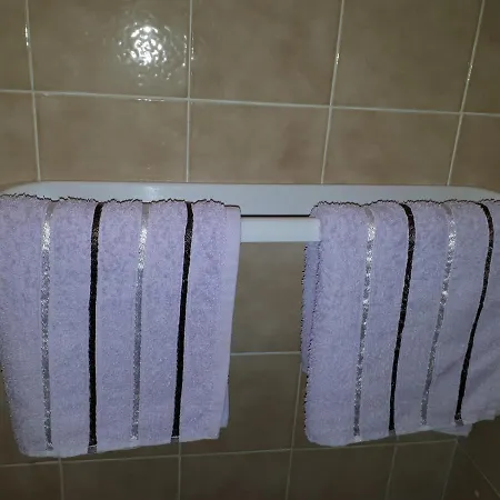 With Balcony Lägenhet