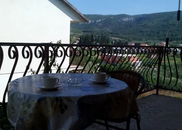 With Balcony Jelsa (Hvar)
